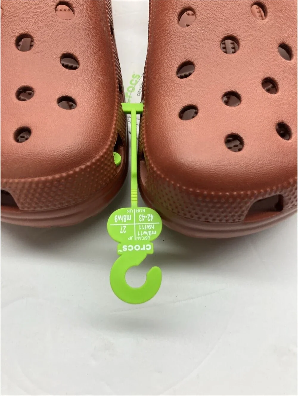 Crocs Mens Size 9 Women’s 11 Classic Clogs Rust Brown 10001-862 NEW